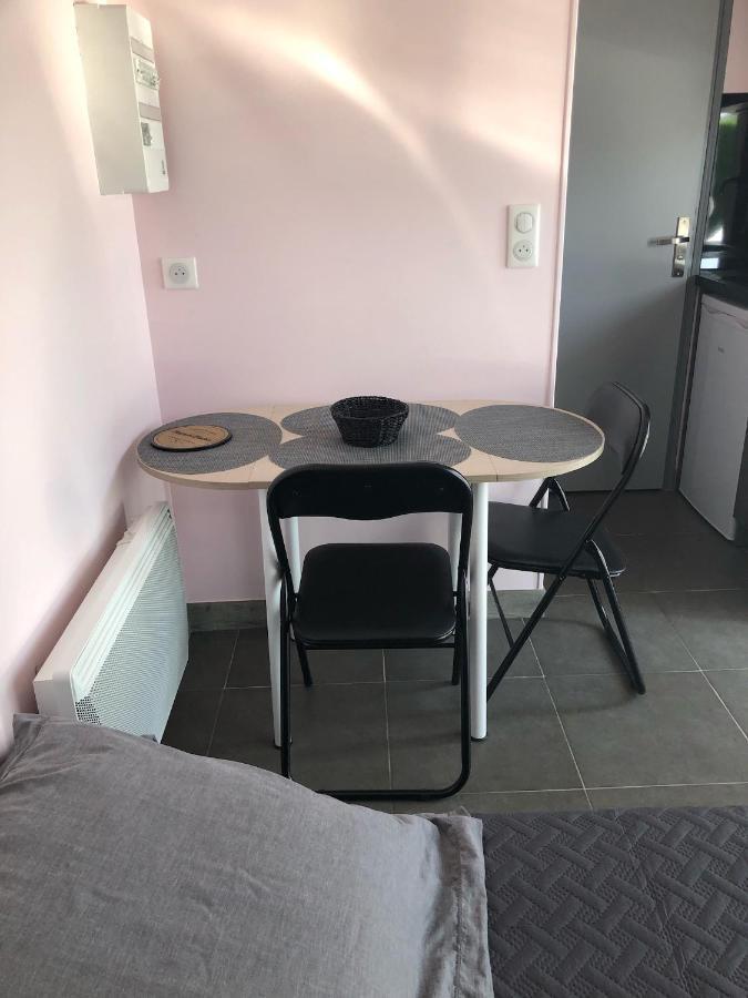 Chambres D'Hotes Chez Florence Montmerle-sur-Saone Zewnętrze zdjęcie